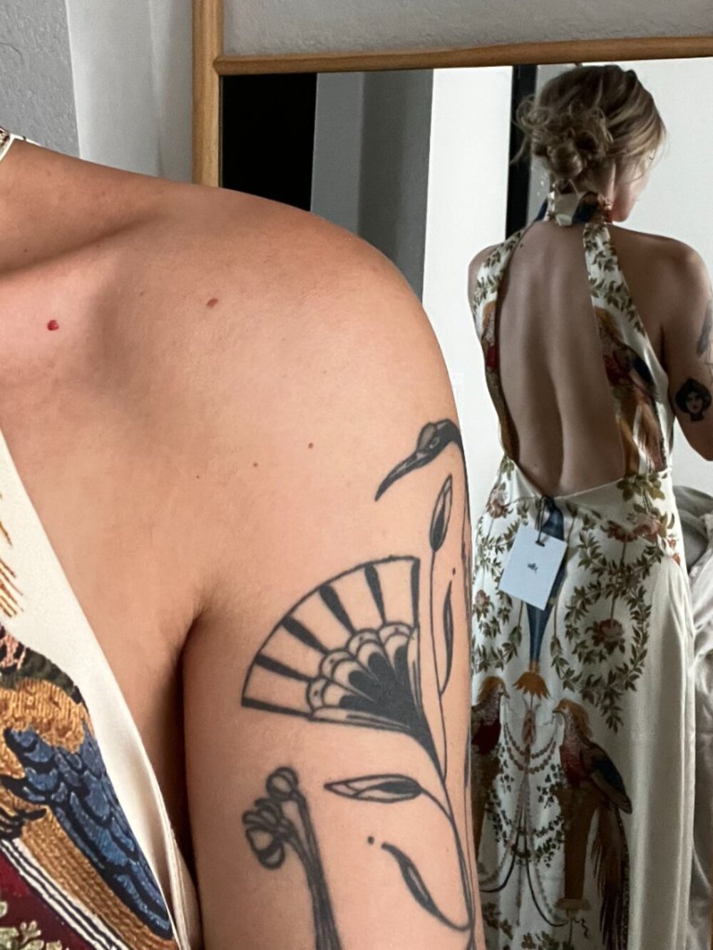 *NWT* Yllw the Label: Celeste Maxi Dress Bird Print Open Back - Picture 6 of 7